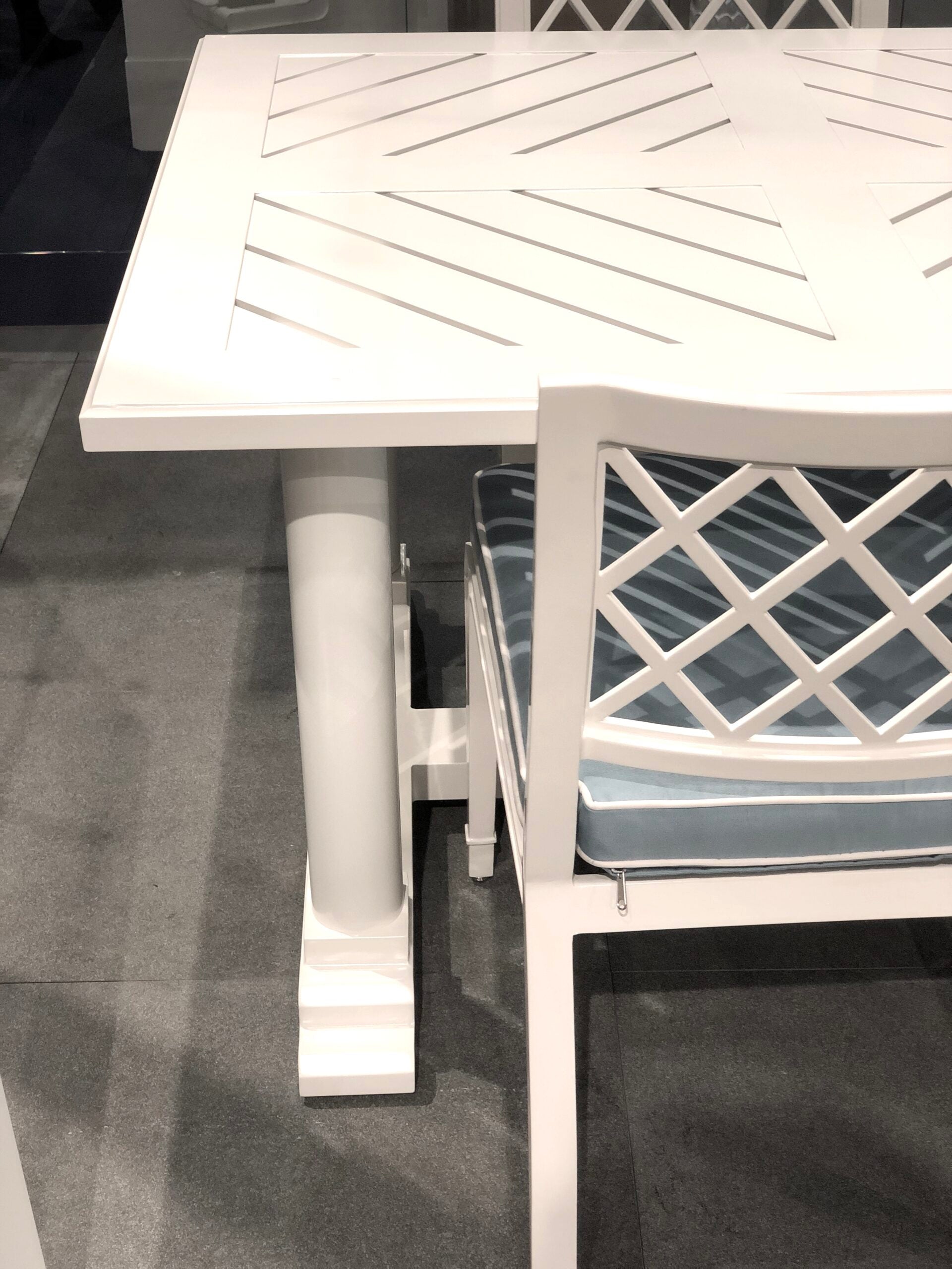 Matstol Paladium med Armstöd