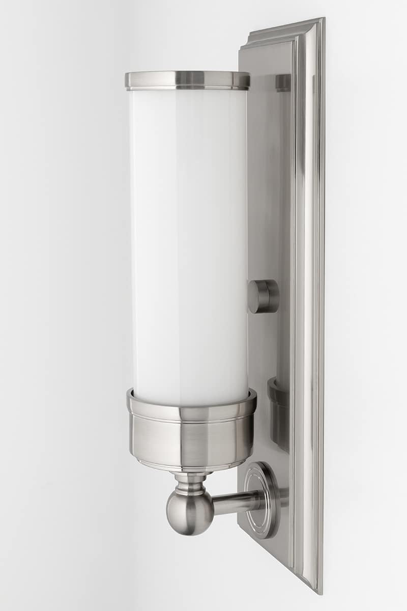 Badrumslampa Everett