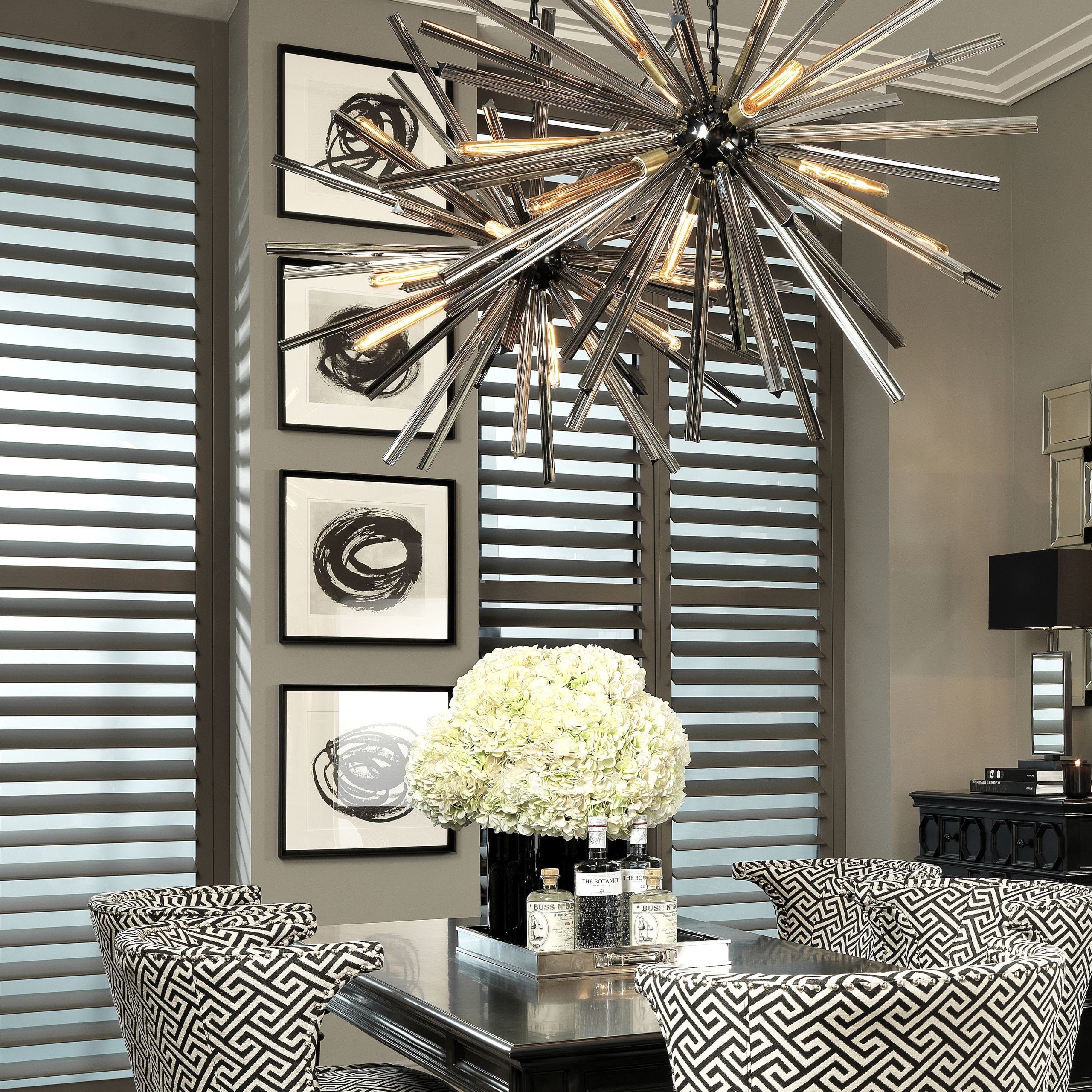 Black & White Collection set of 4