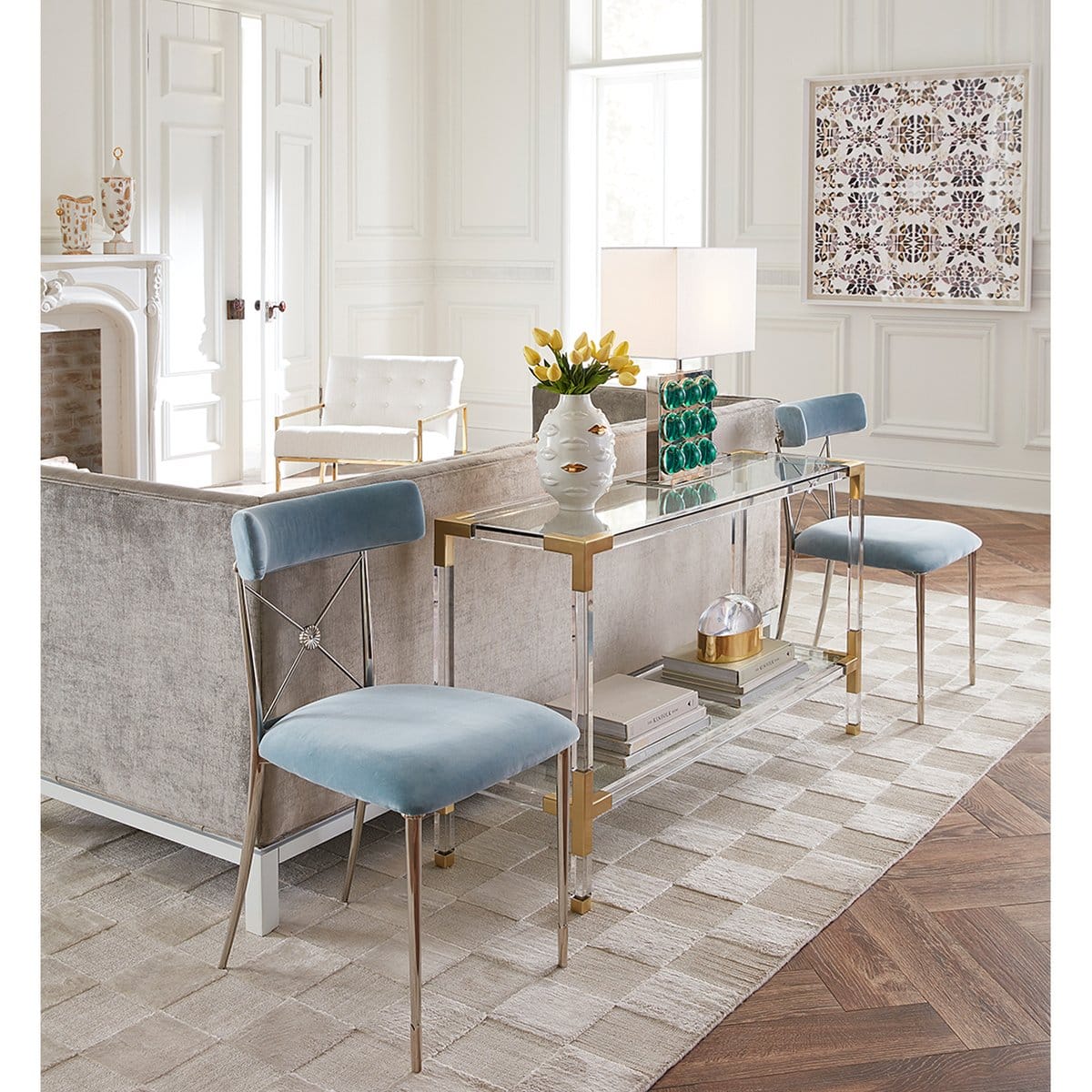 Gilded Muse Gala Round Vase